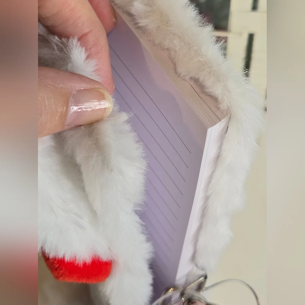 Hello Kitty Fluffy Notebook - Picture 3 of 4